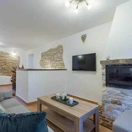 Hiza Bratovici * Porec