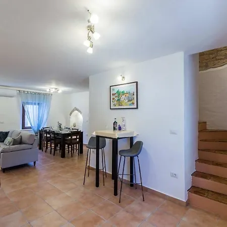 Holiday home Hiza Bratovici