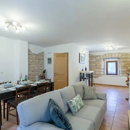 Holiday home Hiza Bratovici *